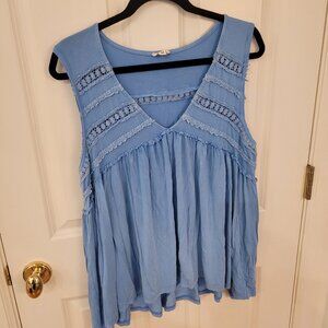 POL Sleeveless Top Size Medium